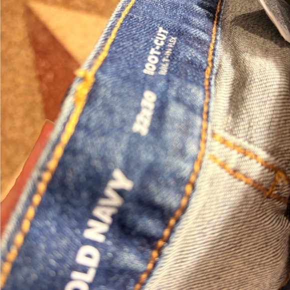 Old Navy Men's Dark Blue Bootcut Jeans - Picture 6 of 6